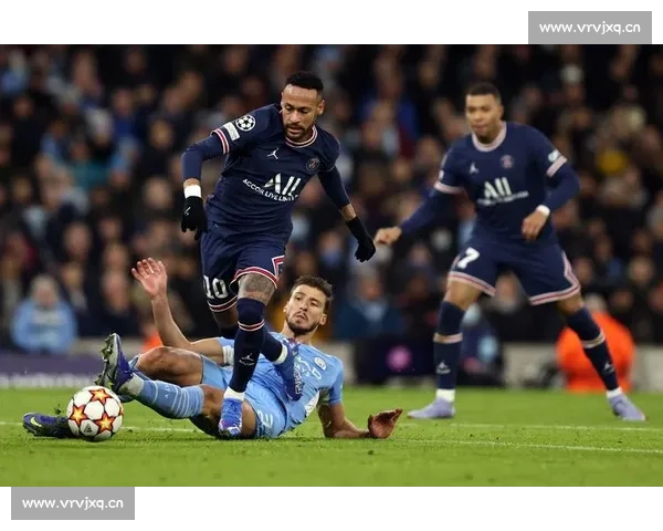 内马尔精彩表现回顾：盘点比赛中不可忽视的进攻与突破瞬间